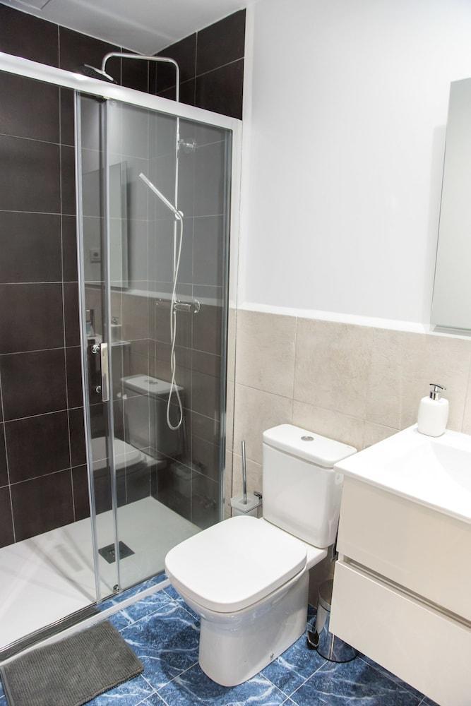 Hotel Fira Basic L'Hospitalet de Llobregat Esterno foto